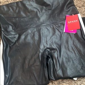 SPANX white stripe legging NEW - XL
